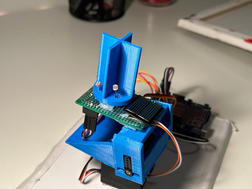 Solar Tracker - Front View